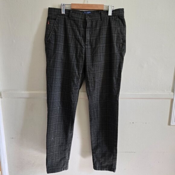 A Fish Named Fred Men's Green Khaki Plaid Pants - Picture 2 of 10